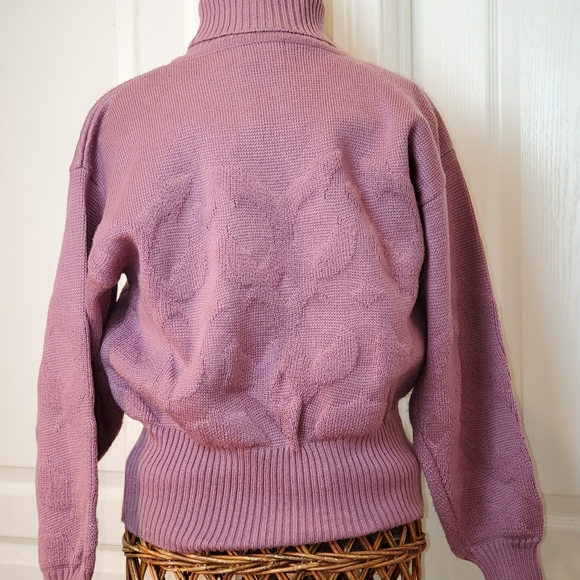 Nil Ski Apparel- Vintage Charm